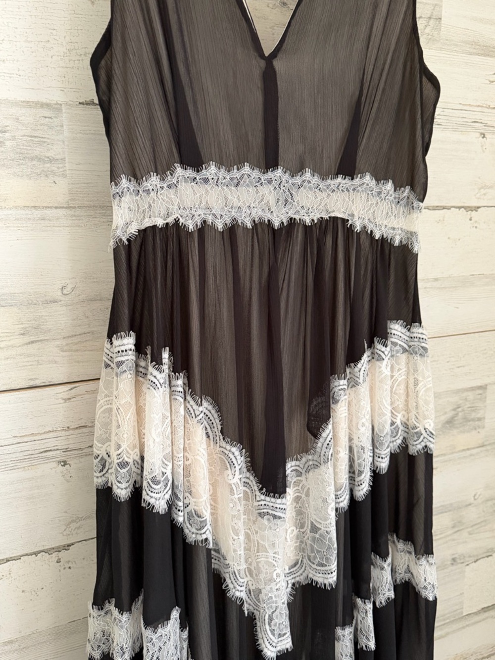 VENUS Black Maxi Dress with White Lace Trim - Picture 3 of 3